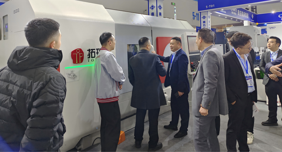 探索五轴车铣复合的领军之姿 —— 台州机床展览会圆满举办